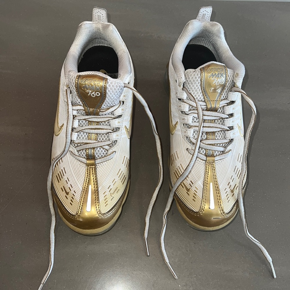 VaporMax 360 Gold/White